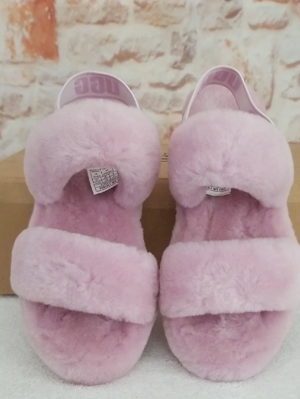 New UGG Oh Yeah Slides - Picture 7 of 9